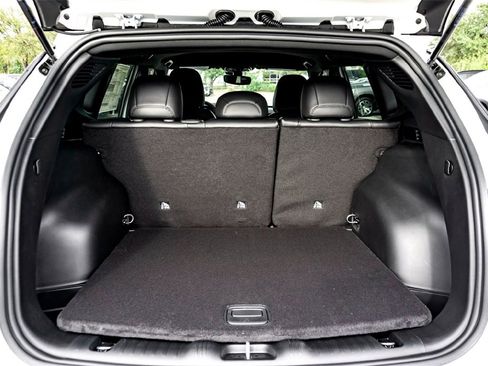 New 2026 Jeep Compass Latitude image 21