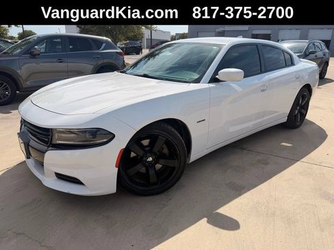 Used 2015 Dodge Charger R/T w/ Plus Group RWD image 1