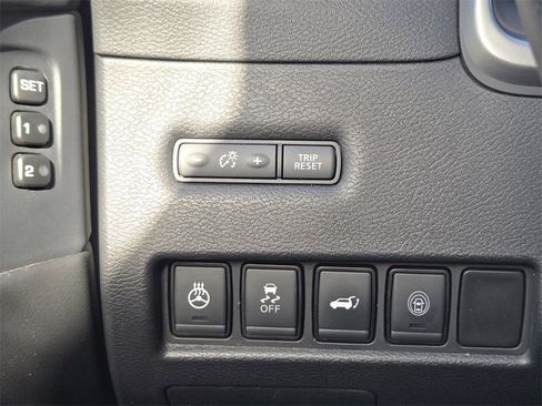 Used 2019 Nissan Murano Platinum w/ Cargo Package image 23