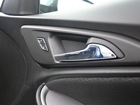 Used 2024 Chevrolet Malibu LT FWD image 34