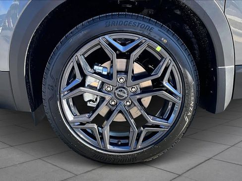 New 2026 Nissan Kicks SR image 11