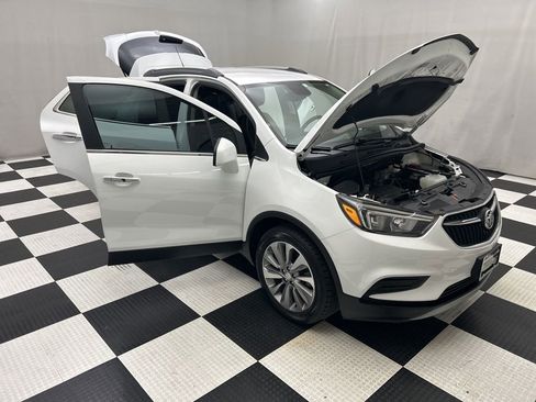 Used 2020 Buick Encore Preferred image 17