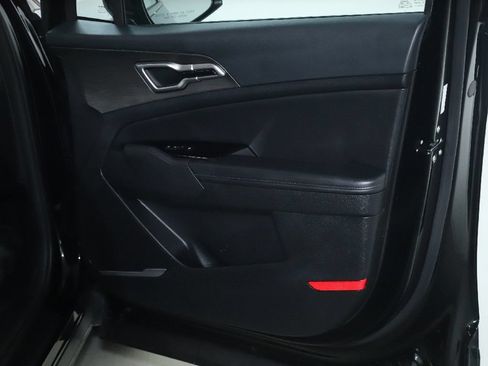 Used 2024 Kia Sportage X-Line w/ X-Line Premium Package AWD/4WD image 36