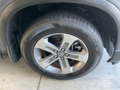 Certified 2025 Honda Pilot EX-L image 27