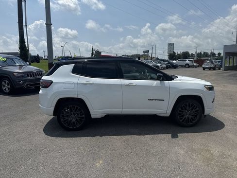 Used 2022 Jeep Compass High Altitude AWD/4WD image 14