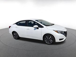 Used 2025 Nissan Versa SV FWD video 2