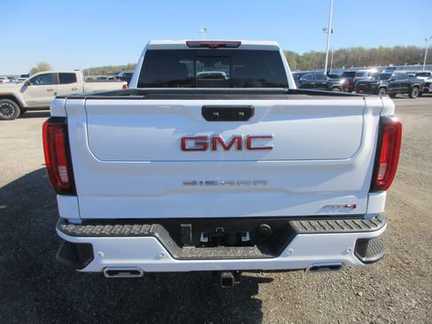 New 2026 GMC Sierra 1500 AT4 w/ AT4 Premium Package AWD/4WD image 5