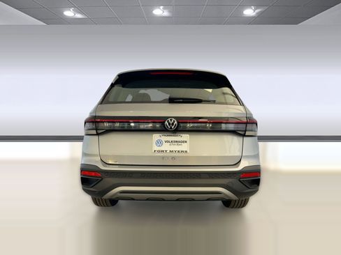 New 2026 Volkswagen Taos S image 10