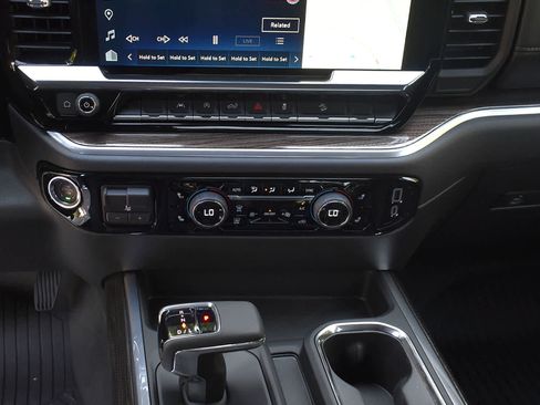 New 2026 Chevrolet Silverado 1500 RST AWD/4WD image 14