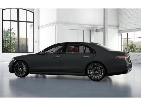 New 2025 Mercedes-Benz S 580 4MATIC Sedan image 32