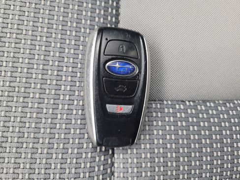 Used 2022 Subaru Outback Premium image 32