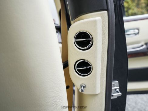 Used 2011 Rolls-Royce Ghost RWD image 62