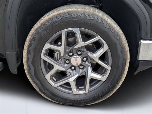 Used 2025 GMC Sierra 1500 SLT w/ SLT Premium Plus Package image 9