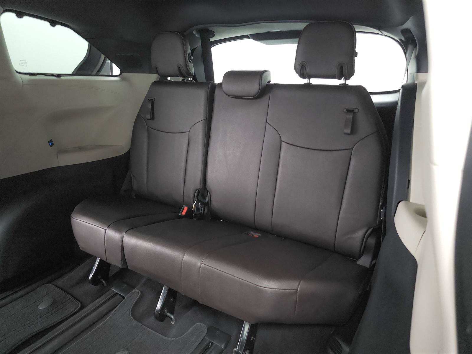 Certified 2023 Toyota Sienna Platinum AWD/4WD image 6