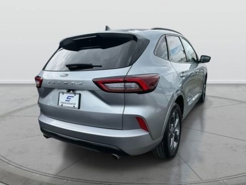 Used 2024 Ford Escape ST-Line image 6