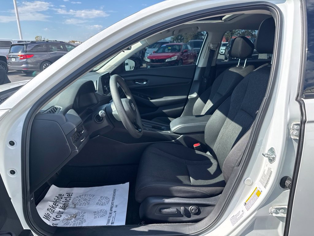Certified 2024 Honda Accord EX image 30