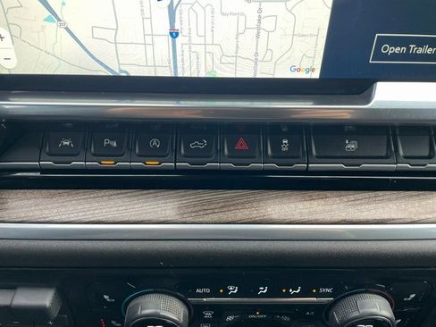 Used 2022 Chevrolet Silverado 1500 LT w/ Safety Package image 25