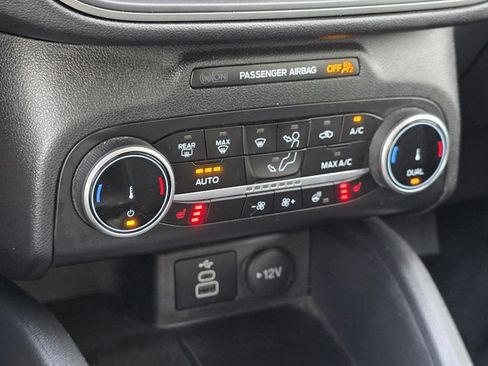 Used 2024 Ford Escape Active w/ Cold Weather Package FWD image 21