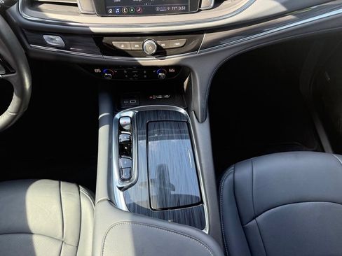 Used 2024 Buick Enclave Essence w/ Experience Buick Package FWD image 24