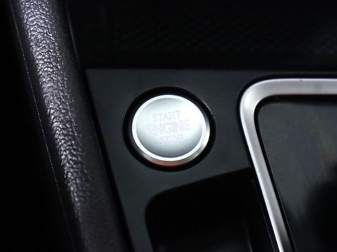 Used 2020 Volkswagen Jetta SE FWD image 25