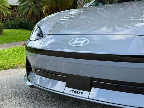 Used 2024 Hyundai Ioniq 6 SE RWD image 76