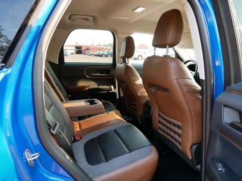 Used 2022 Ford Bronco Sport Outer Banks AWD/4WD image 9