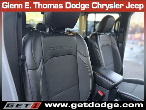 Used 2023 Jeep Wrangler Sport S image 30