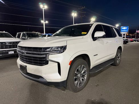 Used 2022 Chevrolet Tahoe LT w/ Luxury Package image 24