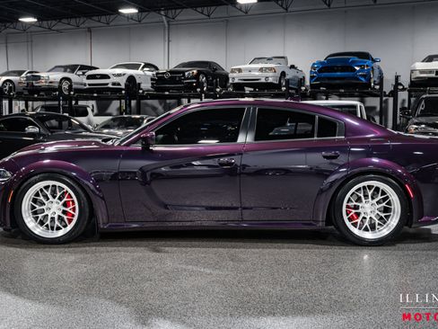 Used 2022 Dodge Charger SRT Hellcat image 2