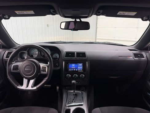 Used 2014 Dodge Challenger SRT8 Core RWD image 16