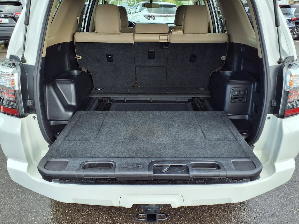 Used 2015 Toyota 4Runner SR5 RWD image 21