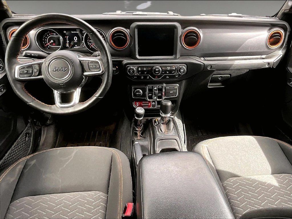 Used 2022 Jeep Gladiator Mojave w/ Dual Top Group AWD/4WD image 18