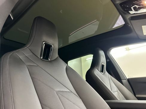 Used 2023 BMW iX xDrive50 w/ Sport Package image 25