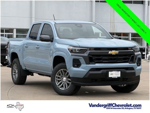 New 2026 Chevrolet Colorado LT w/ LT Convenience Package AWD/4WD image 2