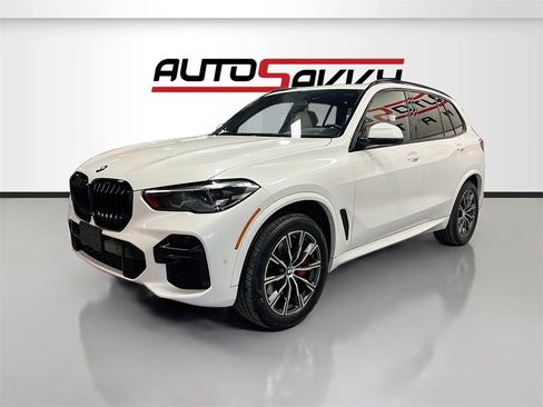 Used 2022 BMW X5 xDrive40i w/ M Sport Package image 3