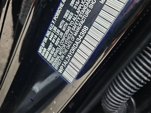 Certified 2024 Porsche Cayenne S image 15