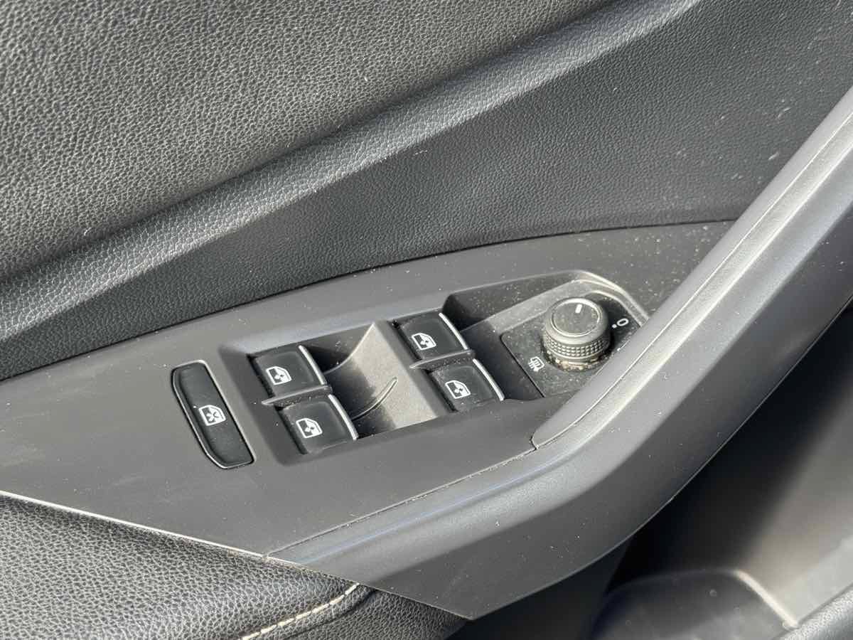 Used 2024 Volkswagen Jetta S FWD image 29