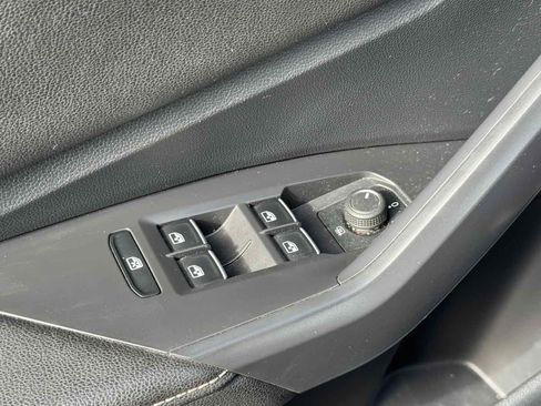Used 2024 Volkswagen Jetta S FWD image 29