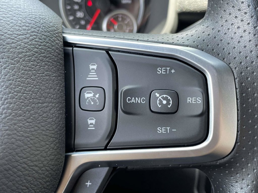 New 2026 RAM 5500 Tradesman w/ Chrome Appearance Group AWD/4WD image 31