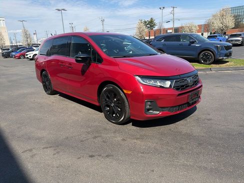 Used 2025 Honda Odyssey Sport-L image 4