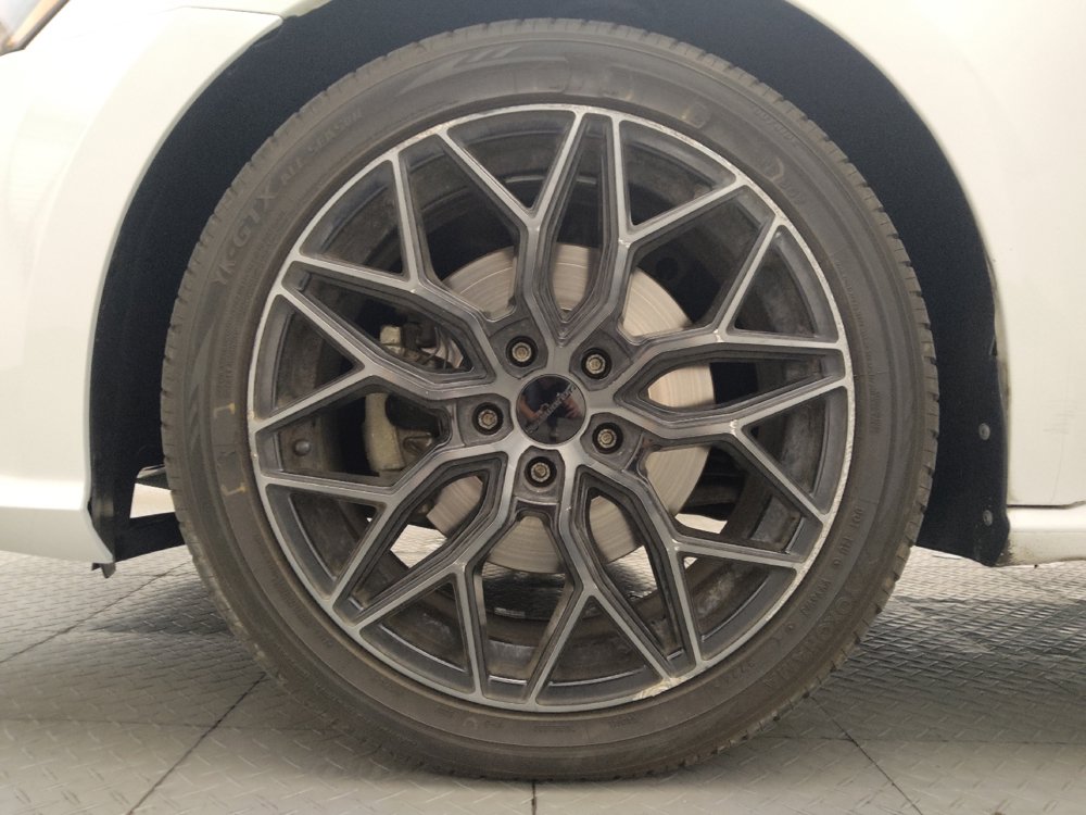 Used 2019 Volkswagen Passat 2.0T Wolfsburg FWD image 31