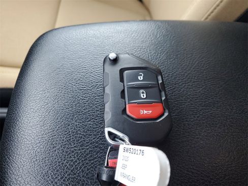 Used 2025 Jeep Wrangler Unlimited Sport S 4xe image 27