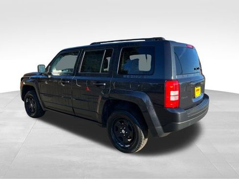 Used 2015 Jeep Patriot Sport w/ Power Value Group image 5