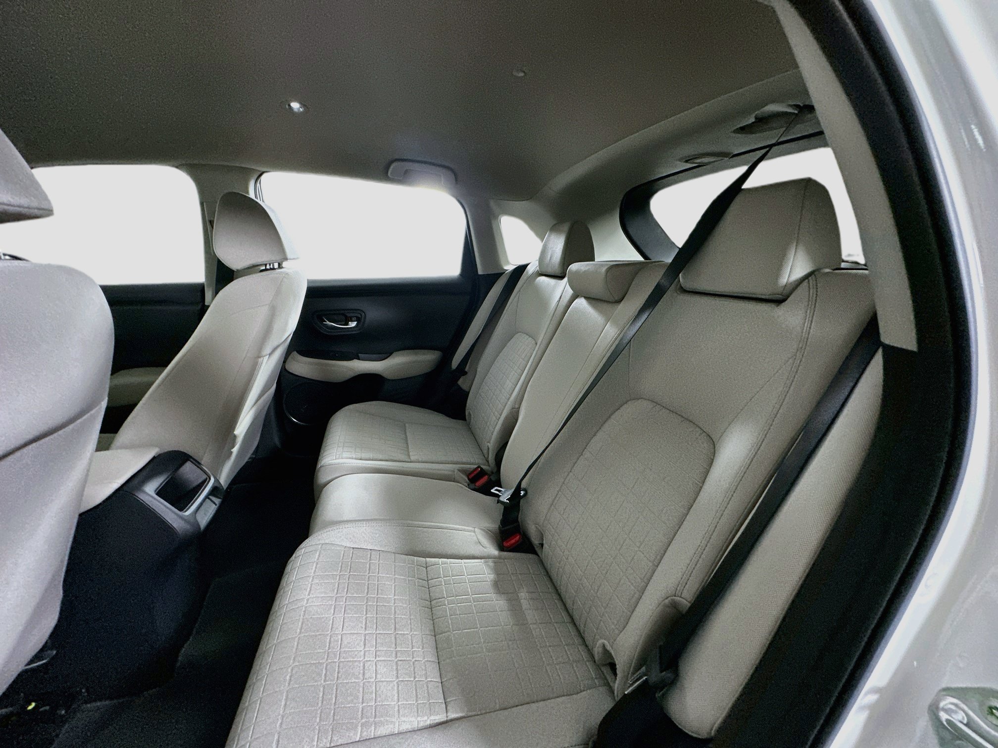 Used 2024 Honda HR-V LX image 26