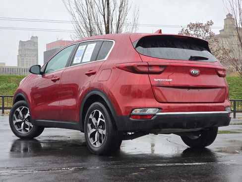 Used 2022 Kia Sportage LX image 19