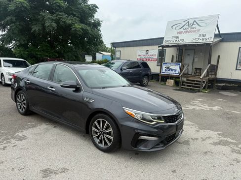 Used 2019 Kia Optima EX FWD image 2