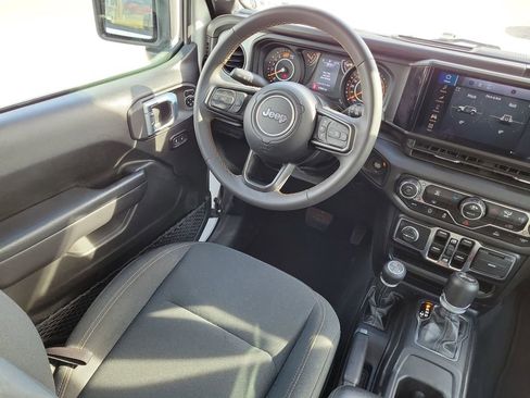 Used 2024 Jeep Wrangler Sport S image 14