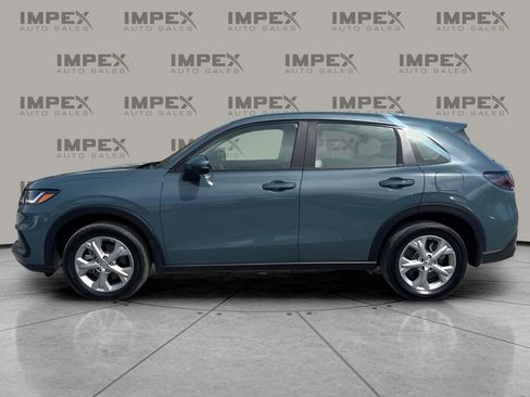 Used 2025 Honda HR-V LX image 2