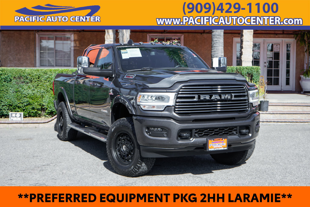 Used 2022 RAM 2500 Laramie AWD/4WD image 1