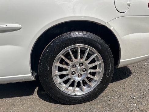 Used 2006 Chrysler Sebring Touring image 16